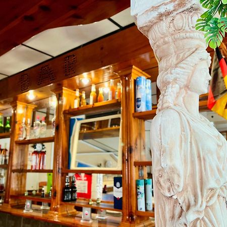 Hotel Holiday Keramoti  Bagian luar foto