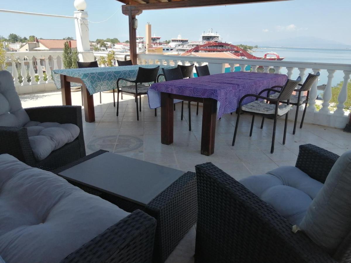 Hotel Holiday Keramoti  Bagian luar foto